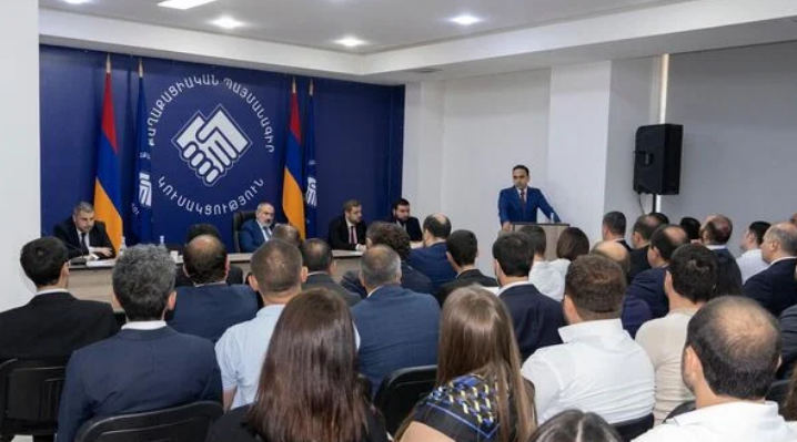 article-image